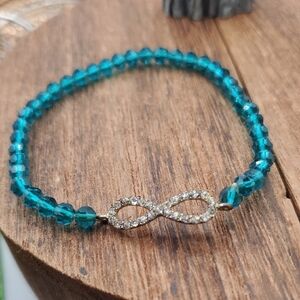 Elegant Teal Infinity Bracelet B3421